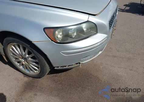 2007 Volvo S40 2.4I from USA, damaged, VIN YV1MS382272305205